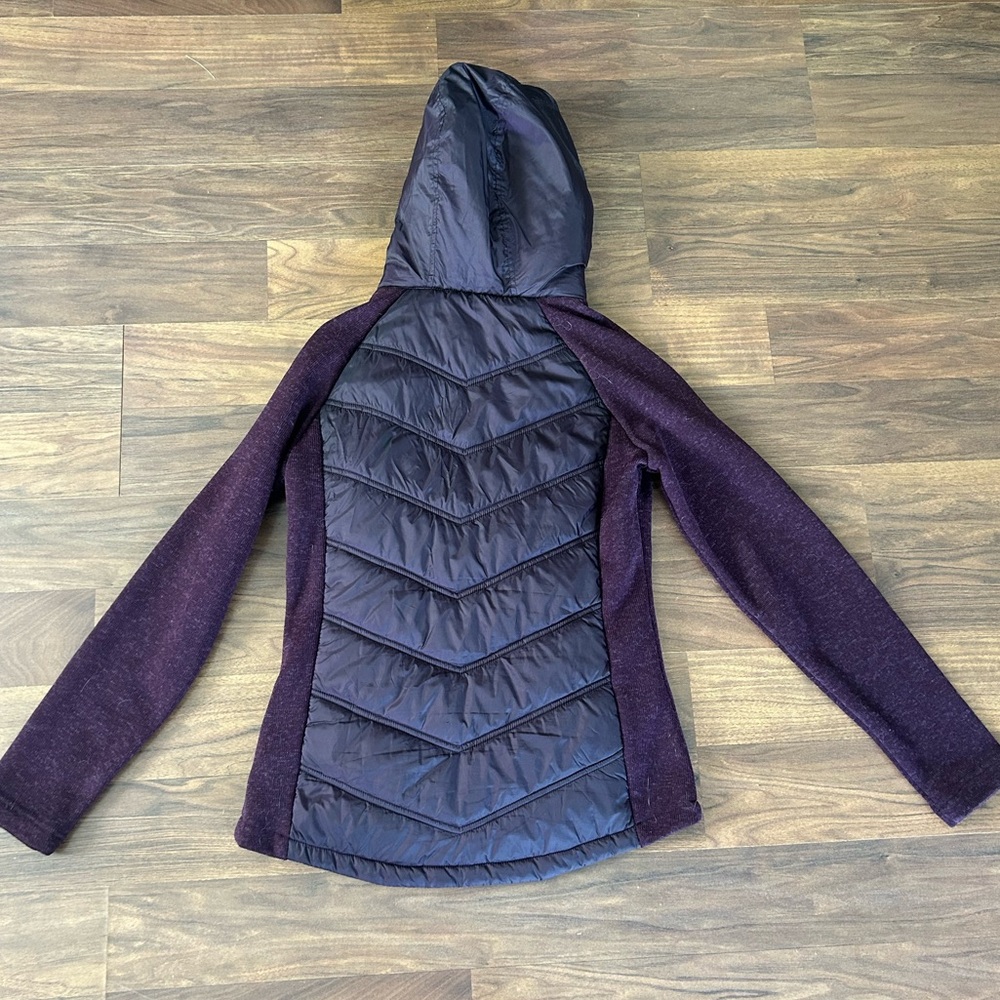 Athletic jacket - Picture 3 of 3